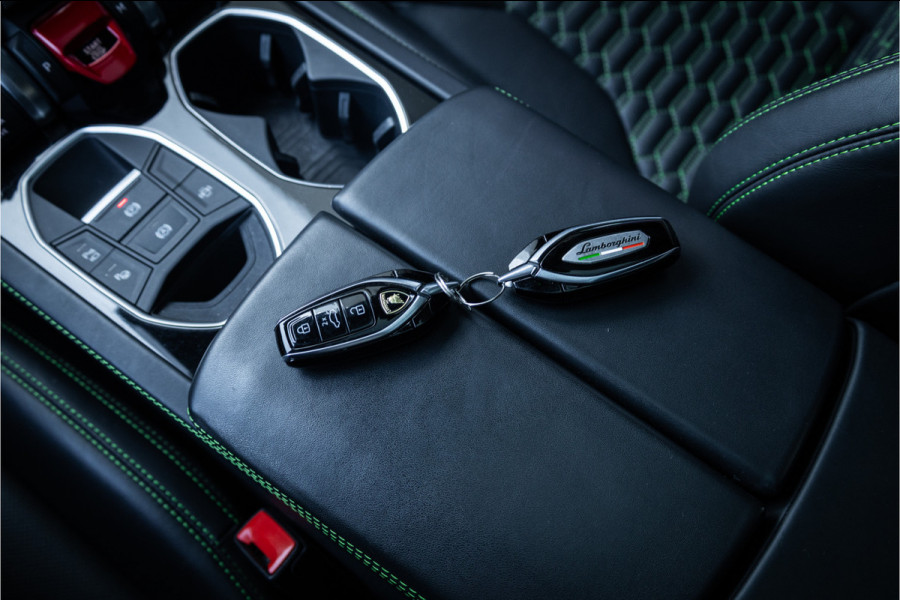 Lamborghini Urus 4.0 V8 - BTW | Keramisch | Panorama | B&O Adv. | Stoelmassage & Koeling