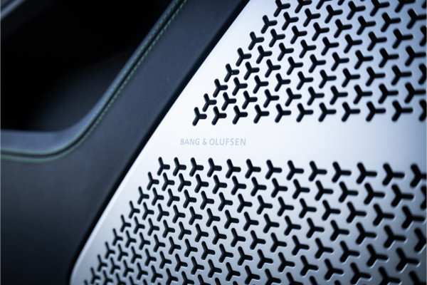 Lamborghini Urus 4.0 V8 - BTW | Keramisch | Panorama | B&O Adv. | Stoelmassage & Koeling