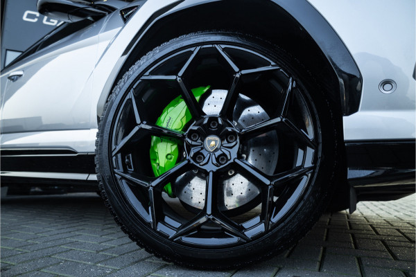 Lamborghini Urus 4.0 V8 - BTW | Keramisch | Panorama | B&O Adv. | Stoelmassage & Koeling