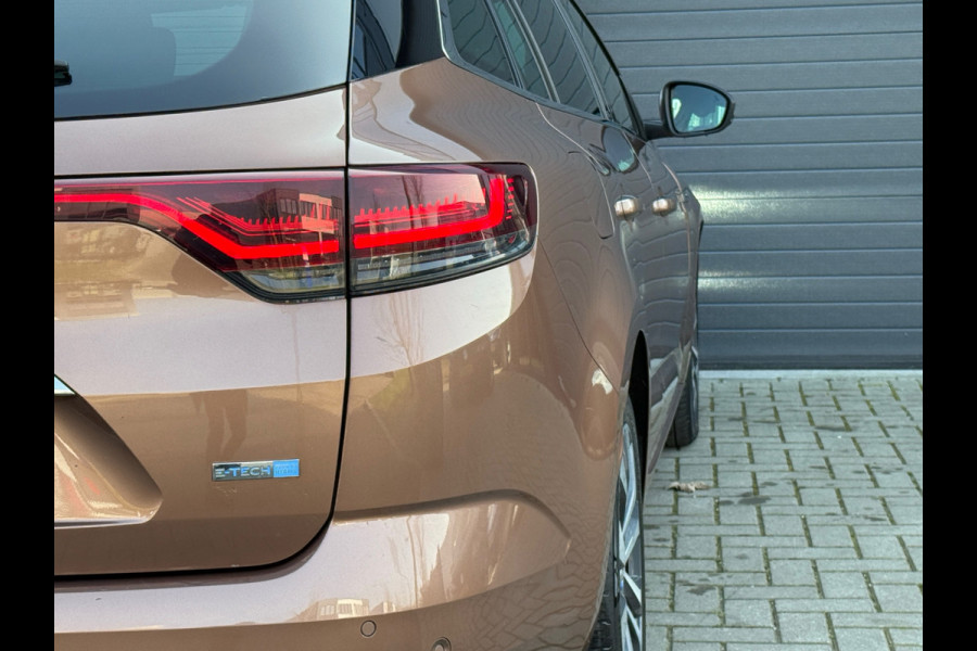 Renault Mégane Estate 1.6 E-Tech Plug-In Hybrid 160 Business Edition One / AUTOMAAT / 2020 / LAGE KM