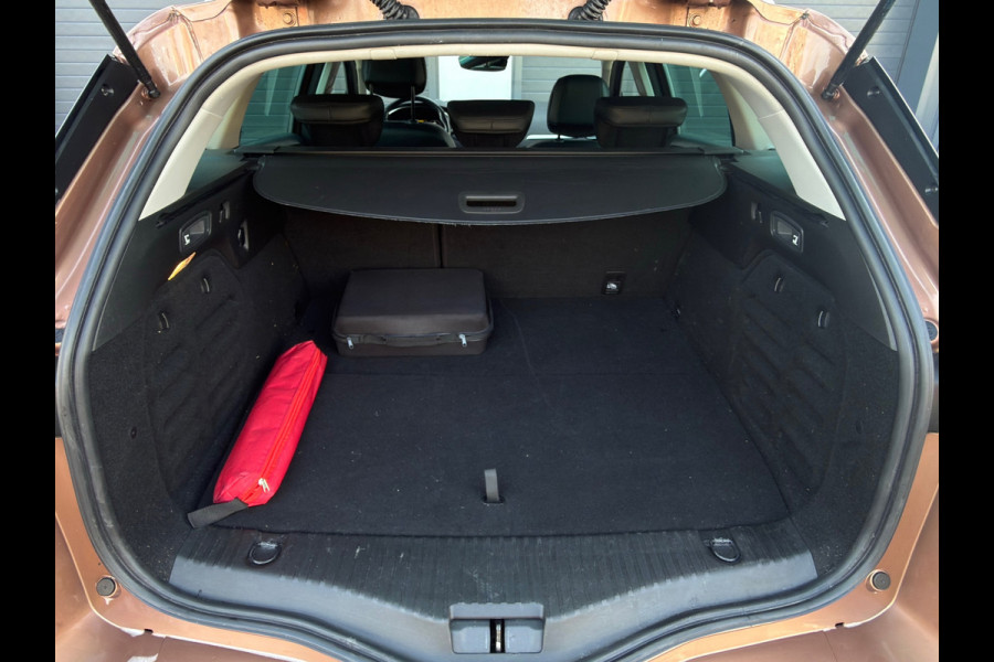 Renault Mégane Estate 1.6 E-Tech Plug-In Hybrid 160 Business Edition One / AUTOMAAT / 2020 / LAGE KM