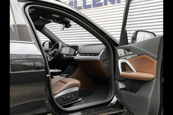 BMW X1 sDrive18i M-Sport Pro - 20 inch - Pano - Memory - Trekhaak - Head-up