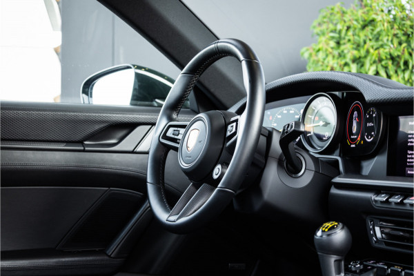 Porsche 911 4.0 GT3 Touring - Brewster Green | Sport Chrono + | Bose | Lift