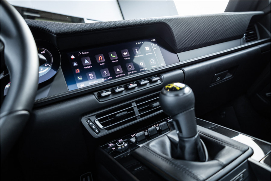 Porsche 911 4.0 GT3 Touring - Brewster Green | Sport Chrono + | Bose | Lift