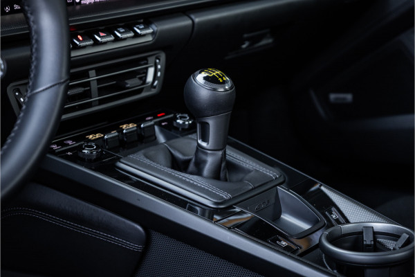 Porsche 911 4.0 GT3 Touring - Brewster Green | Sport Chrono + | Bose | Lift