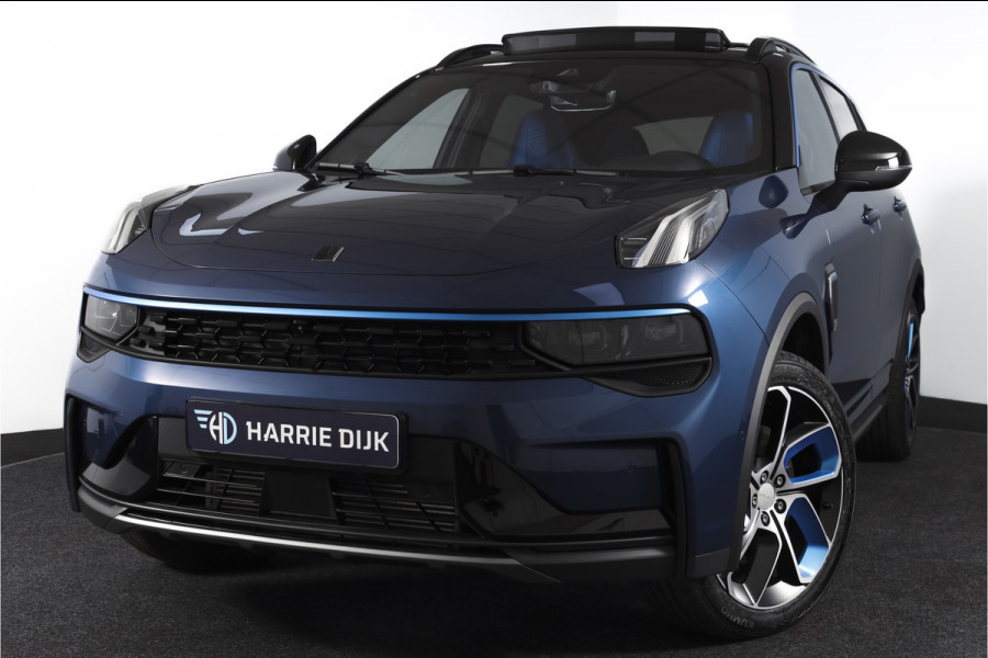 Lynk & Co 01 1.5 PHEV 261PK MY24 | Donkere hemel | 7.4 kWh Boordlader | Stoel-+Stuurverw. |  360 Camera | S/K-panodak | Adapt. Cruise | Memory | Elek. klep | LM 20" | 1514