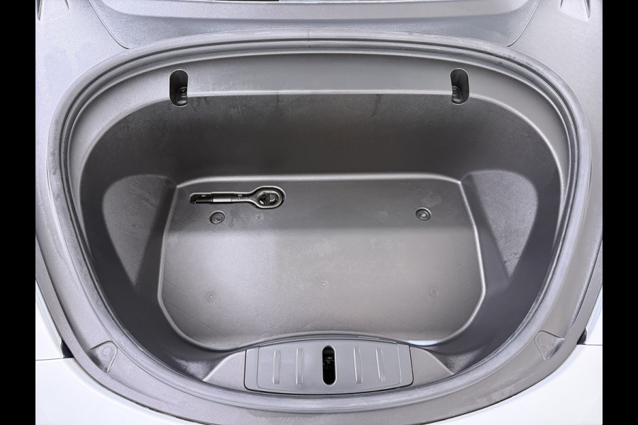 Tesla Model 3 SR Plus 325PK LFP Accu Lmv 19" AutoPilot Leder Pano-dak Adaptive-Cruise Camera's Elektr.-Stuur+Stoelen+Spiegels+Geheugen+Easy-En SOH 91% Navi LED ACC DAB Voorverwarmen interieur via App Keyless One-Pedal-Drive 1e Eigenaar Origineel Nederlandse Auto Fabrieksgarantie op Accu en Motor tot 08-12-2028/160.000KM