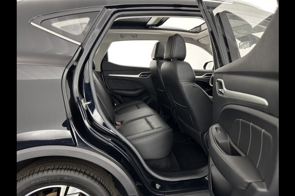 MG ZS EV Luxury 45 kWh {SOH-90%} (INCL-BTW) Aut. *PANO | LEATHER | CCS-FASTLOADER | KEYLESS | NAVI-FULLMAP | ADAPTIVE-CRUISE | CAMERA | HEATED-SPORTSEATS | CARPLAY | BLINDSPOT | DAB | LANE-ASSIST | 17''ALU*