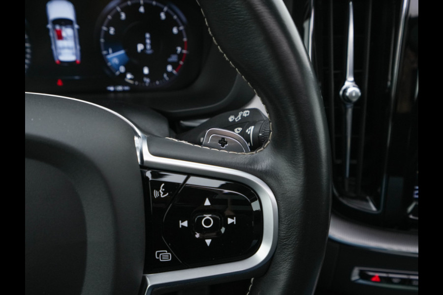 Volvo XC60 2.0 B5 Business Pro R-Design (INCL.BTW) Aut. *PANO | LUXURY-LEATHER | FULL-LEATHER | MEMORY-PACK | HEATED-SPORTSEATS | CAMERA | NAVI-FULLMAP | SHIFT-PADDLES | PRIVACY-GLASS | AIR-SUSPENSION | ECC | PDC | CRUISE | 19''ALU