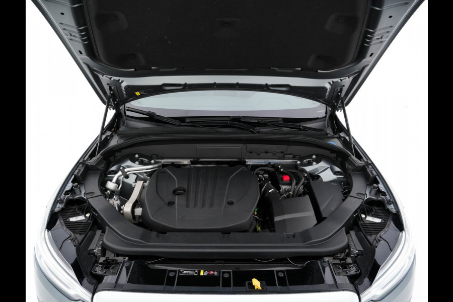 Volvo XC60 2.0 B5 Business Pro R-Design (INCL.BTW) Aut. *PANO | LUXURY-LEATHER | FULL-LEATHER | MEMORY-PACK | HEATED-SPORTSEATS | CAMERA | NAVI-FULLMAP | SHIFT-PADDLES | PRIVACY-GLASS | AIR-SUSPENSION | ECC | PDC | CRUISE | 19''ALU