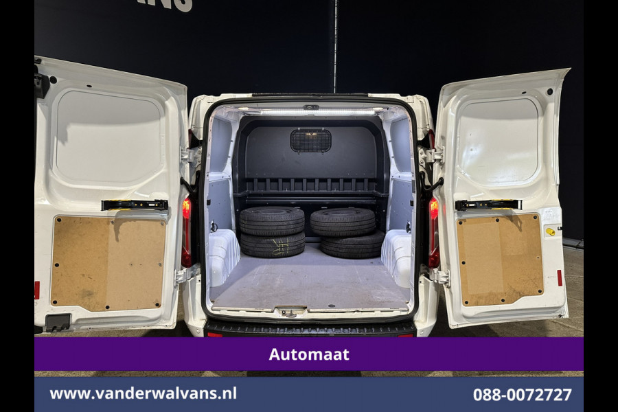 Ford Transit Custom 2.0 TDCI 131pk Automaat L2H1 Dubbele Cabine Euro6 Airco | 5-Zits | Camera | Navigatie | LED Apple Carplay, Android Auto, Adaptieve Cruisecontrol, Trekhaak, Stoelverwarming, Verwarmde voorruit, Parkeersensoren