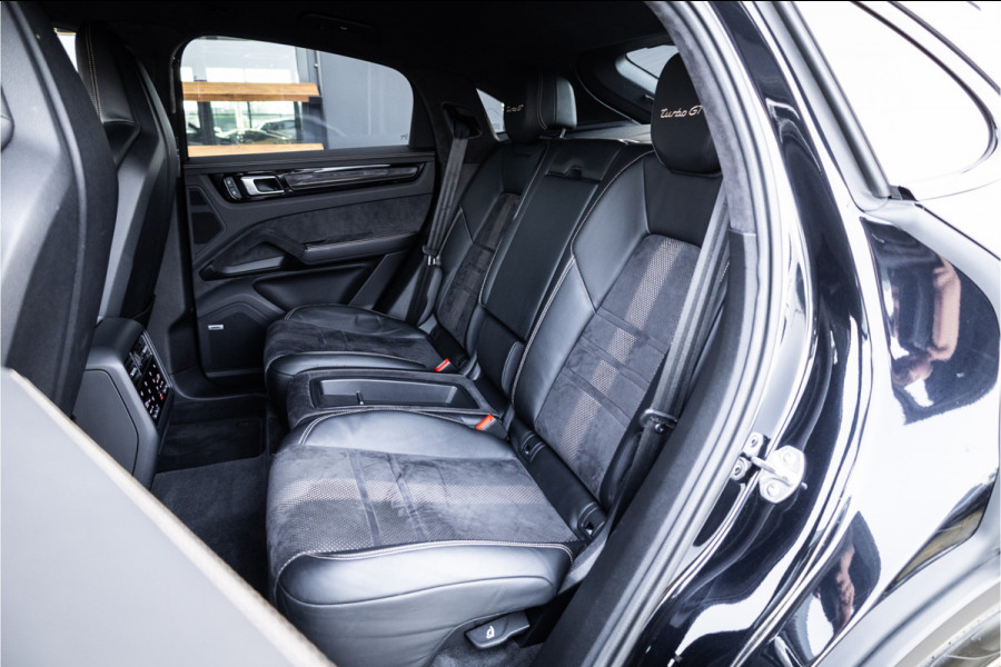 Porsche Cayenne Coupé 4.0 Turbo GT - Sport Chrono + | Carbon | Bose | Memory | Alcantara