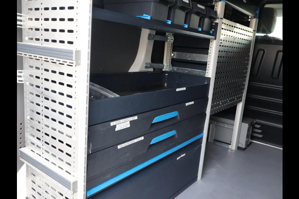 Volkswagen Transporter 2.0 TDI 4MOTION 150 PK DSG + WP INRICHTING | LED | 2 SCHUIFDEUREN | STANDKACHEL | ADAPTIVE CRUISE | TREKHAAK | CARPLAY | CAMERA