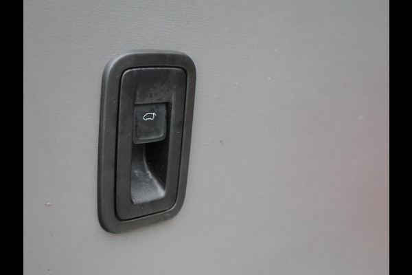 Volkswagen Transporter 2.0 TDI 4MOTION 150 PK DSG + WP INRICHTING | LED | 2 SCHUIFDEUREN | STANDKACHEL | ADAPTIVE CRUISE | TREKHAAK | CARPLAY | CAMERA