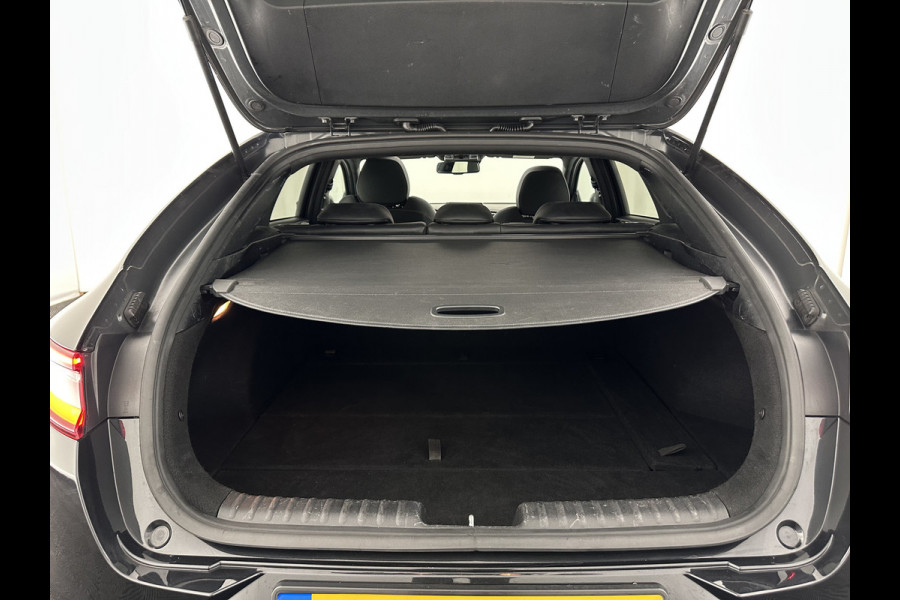 Kia ProCeed 1.0 T-GDI GT-Line (INCL-BTW) *PANO | LEATHER-ALCANTARA  | FULL-LED | SPORTSEATS | NAVI-FULLMAP | CAMERA | ECC | PRIVACYGLASS | LANE-ASSIST | DAB+ | CARPLAY | PDC | KEYLESS | CRUISE | TOWBAR | 17''ALU*