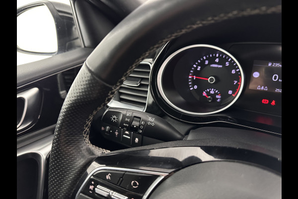 Kia ProCeed 1.0 T-GDI GT-Line (INCL-BTW) *PANO | LEATHER-ALCANTARA  | FULL-LED | SPORTSEATS | NAVI-FULLMAP | CAMERA | ECC | PRIVACYGLASS | LANE-ASSIST | DAB+ | CARPLAY | PDC | KEYLESS | CRUISE | TOWBAR | 17''ALU*