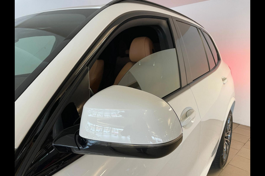 BMW X5 XDrive45e High Executive M PAKKET 394PK AIRCO NAVI CRUISE BT STOELVERW MEM LED LUCHTV 20INCH CAMERA NIEUWSTAAT