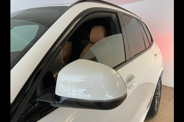 BMW X5 XDrive45e High Executive M PAKKET 394PK AIRCO NAVI CRUISE BT STOELVERW MEM LED LUCHTV 20INCH CAMERA NIEUWSTAAT