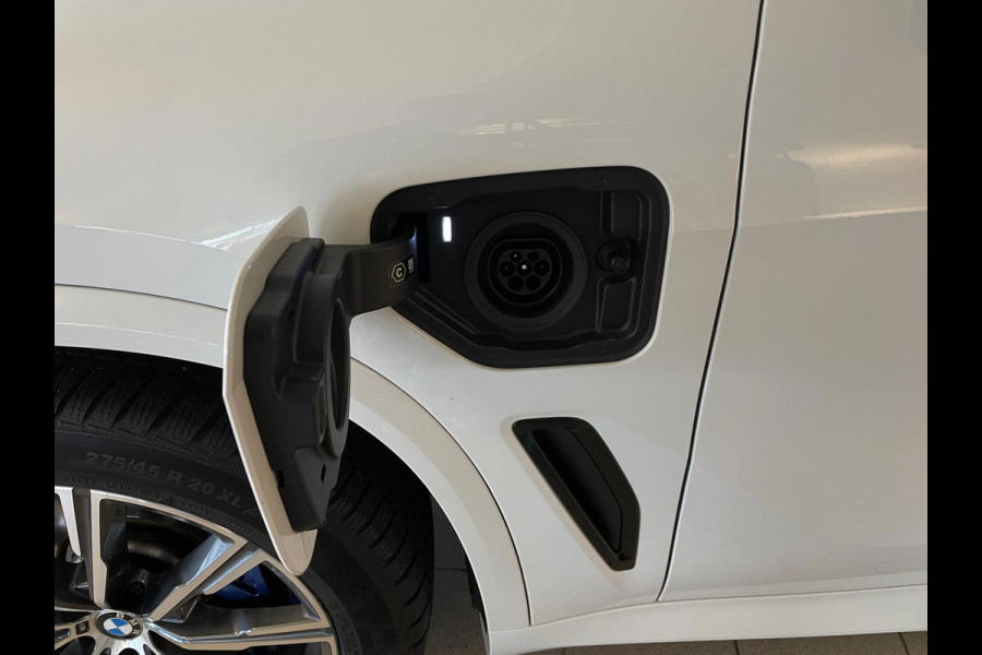 BMW X5 XDrive45e High Executive M PAKKET 394PK AIRCO NAVI CRUISE BT STOELVERW MEM LED LUCHTV 20INCH CAMERA NIEUWSTAAT