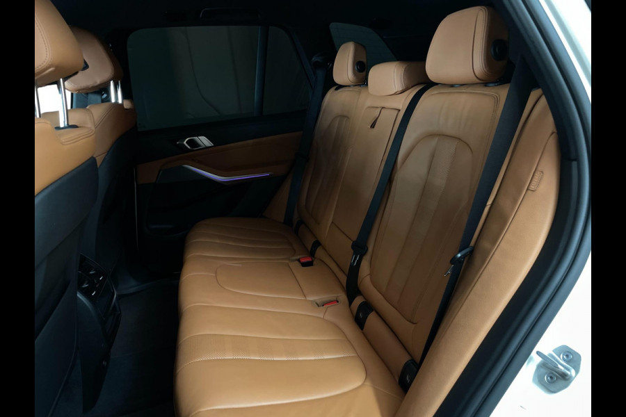 BMW X5 XDrive45e High Executive M PAKKET 394PK AIRCO NAVI CRUISE BT STOELVERW MEM LED LUCHTV 20INCH CAMERA NIEUWSTAAT