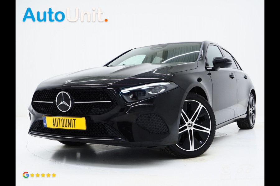 Mercedes-Benz A-Klasse 250 e Luxury Line | Panoramadak | Sfeerlicht | Camera | Keyless | Zwarte Hemel | Cruise | DAB