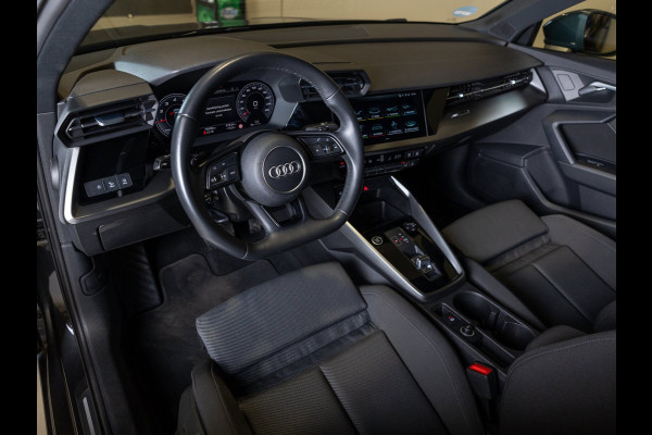 Audi A3 Limousine 35 TFSI Advanced edition / 150pk / Stoelverwarming / Adaptieve cruise control / Achteruitrij camera /