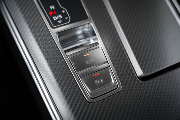 Audi RS6 Avant TFSI quattro - Mansory Pakket | Downpipe | Stage 2 | Eventuri Carbon Intake | PPF | Panorama | B&O Advanced