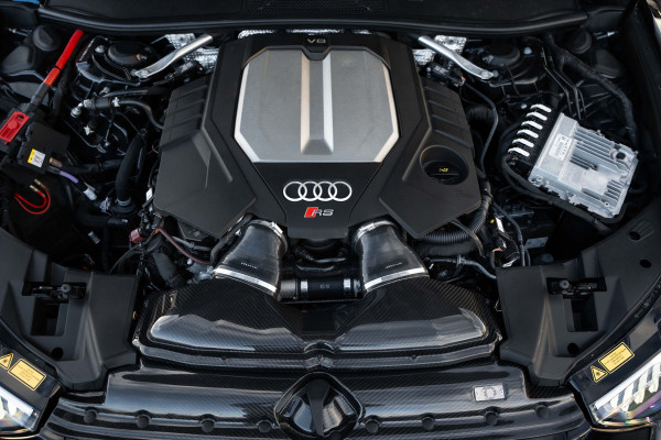 Audi RS6 Avant TFSI quattro - Mansory Pakket | Downpipe | Stage 2 | Eventuri Carbon Intake | PPF | Panorama | B&O Advanced