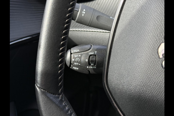 Peugeot e-208 Aut. EV Allure Pack | SoH 87% | Navi | Camera | Stoel Verarming |