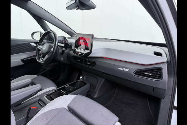 Volkswagen ID.3 First Max 62kWh Pano-Dak Elektr.Stoelen Adap.Cruise Camera Head-Up Matrix-Led Elektr.Stoelen 20"lm Navi Ecc Keyless Advanced SOH 89% Ergo Active Stoelen Stuur+Stoelverwarming Led-a-licht dynamisch Apple Carplay Android Auto Dodehoek detector Origineel Nederlandse Auto € 49.176 nieuw!