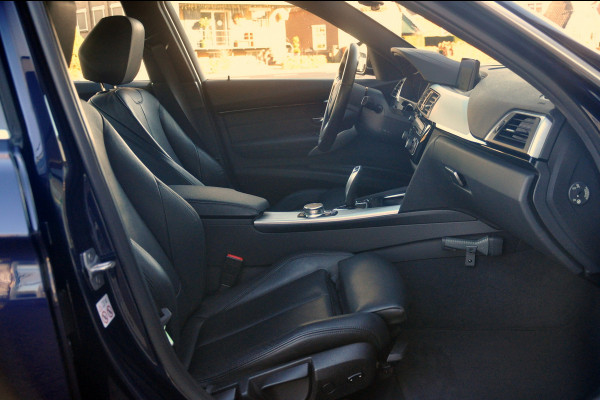 BMW 3-serie 320i M Sport Edition 64.000 km | Tanzanite Blauw | Zeer mooie auto!
