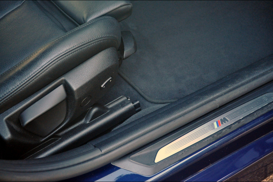 BMW 3-serie 320i M Sport Edition 64.000 km | Tanzanite Blauw | Zeer mooie auto!