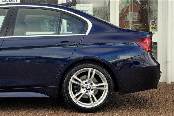 BMW 3-serie 320i M Sport Edition 64.000 km | Tanzanite Blauw | Zeer mooie auto!