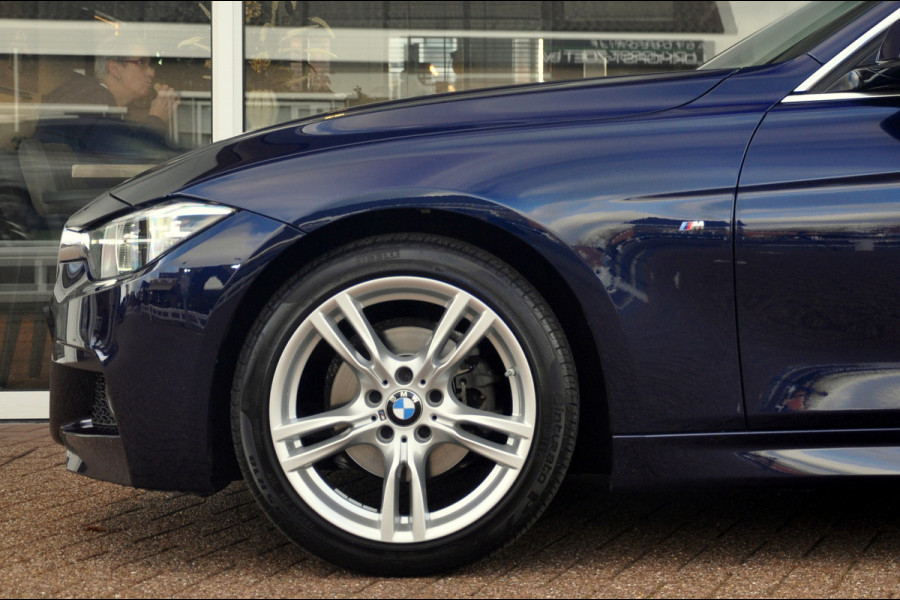 BMW 3-serie 320i M Sport Edition 64.000 km | Tanzanite Blauw | Zeer mooie auto!