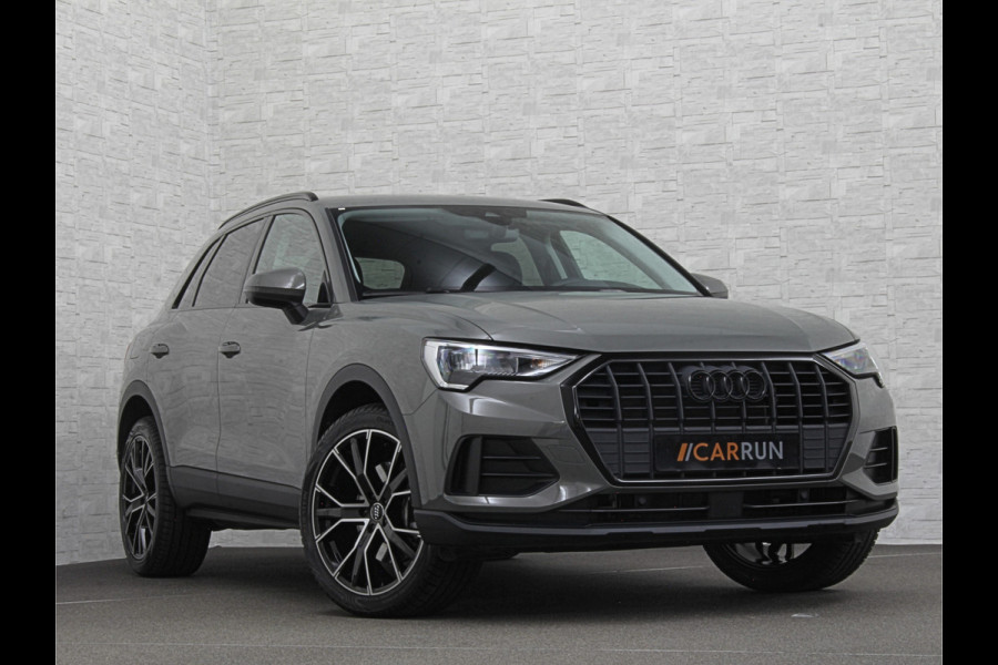 Audi Q3 45 TFSI e 245PK Hybrid | 96% SOH | Cruise Contol | Getint Glas | Dodehoek | Carplay | Navi | Chronos Grau | Side Assist |  30dkm! | 2022 | Rijklaarprijs incl. 12 mnd. Bovag Garantie.