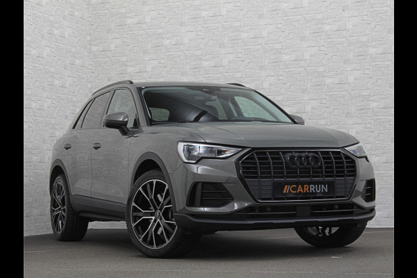 Audi Q3 45 TFSI e 245PK Hybrid | 96% SOH | Cruise Contol | Getint Glas | Dodehoek | Carplay | Navi | Chronos Grau | Side Assist |  30dkm! | 2022 | Rijklaarprijs incl. 12 mnd. Bovag Garantie.