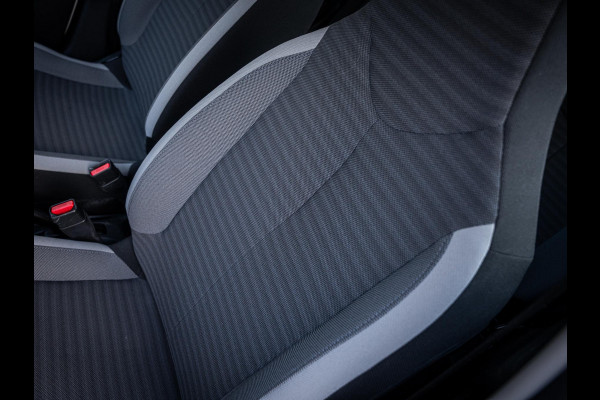 Toyota Aygo 1.0 VVT-i x-play - Automaat l NAP l Camera l App Carplay l Airco