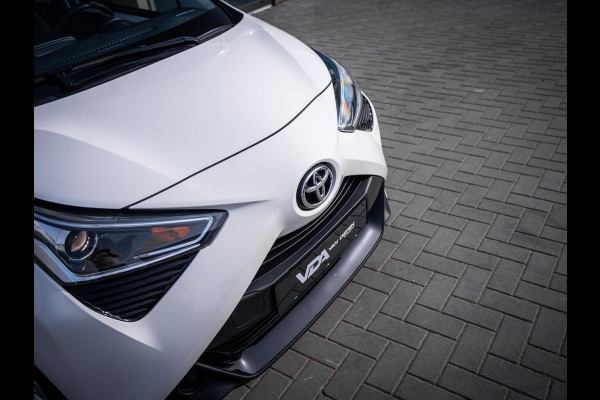 Toyota Aygo 1.0 VVT-i x-play - Automaat l NAP l Camera l App Carplay l Airco