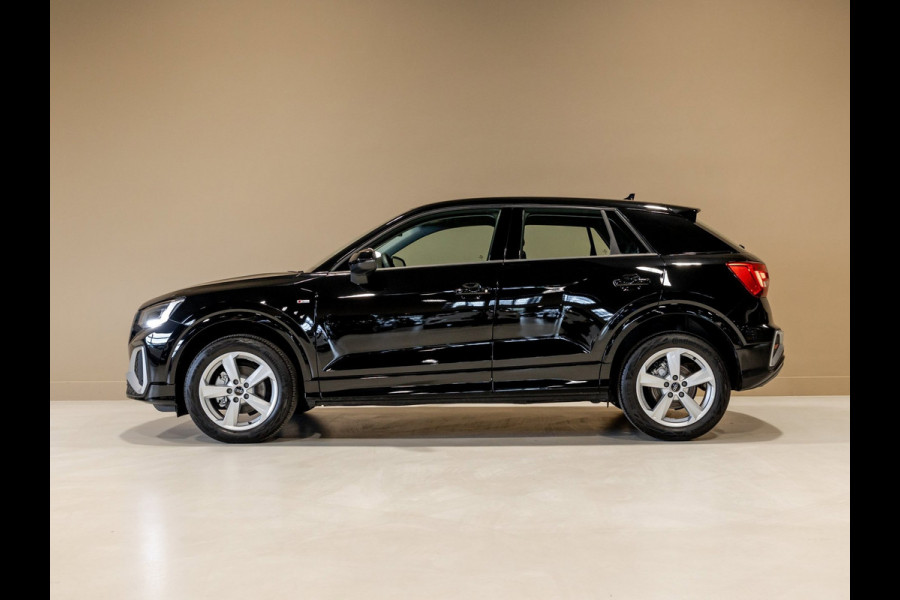Audi Q2 35 TFSI S Edition / 150pk / Stoelverwarming / Achteruitrij camera / Adaptieve cruise control /