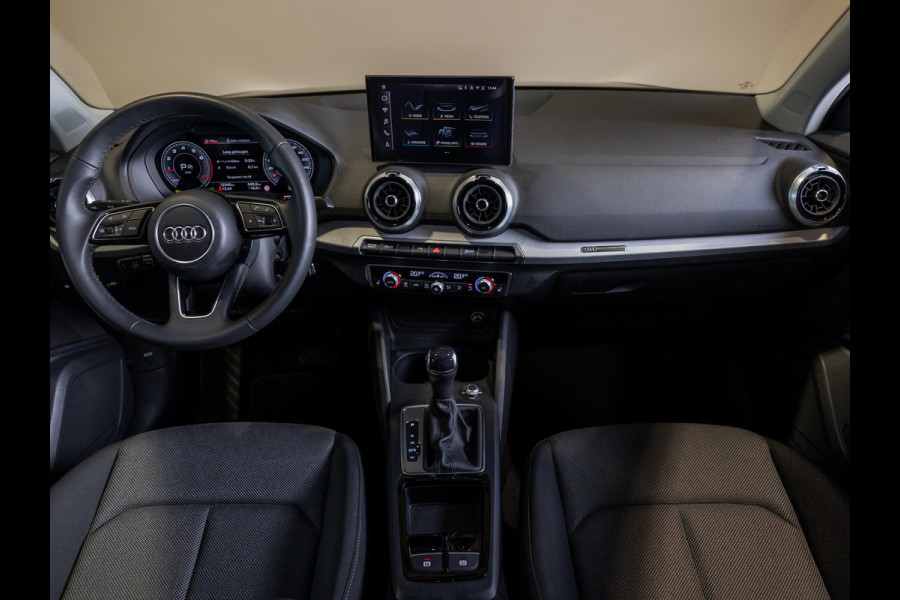 Audi Q2 35 TFSI S Edition / 150pk / Stoelverwarming / Achteruitrij camera / Adaptieve cruise control /
