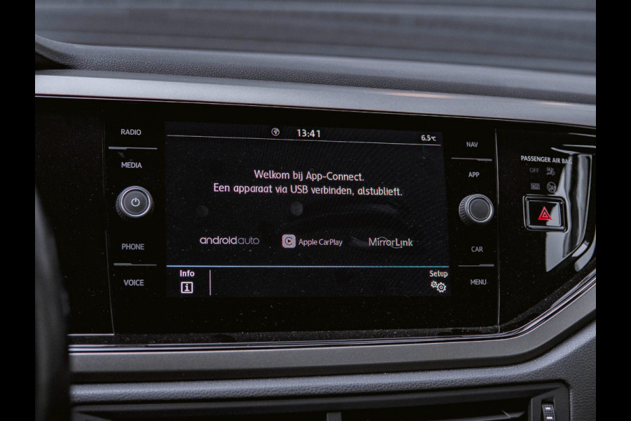 Volkswagen Polo 1.0 TSI Comfortline Business Camera|Navi|Keyless|Carplay