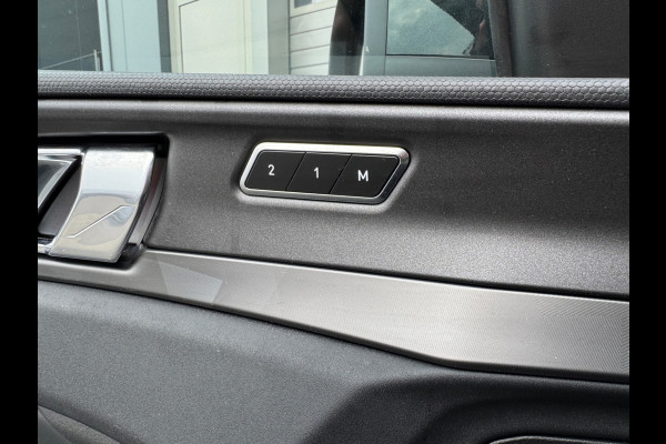 Lynk & Co 01 1.5 Bomvol Black Edition 261PK 360°Camera trekhaak