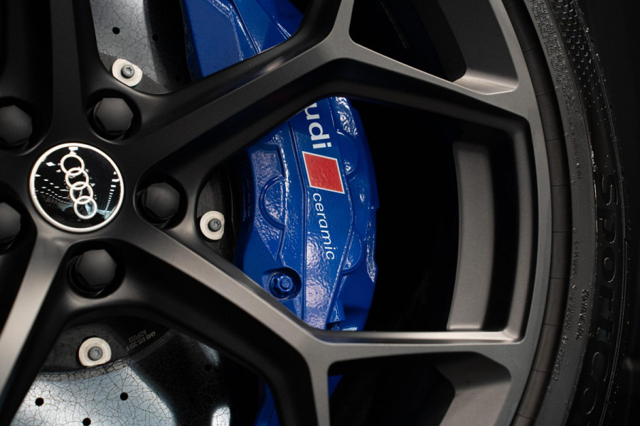 Audi Q8 4.0 TFSI RS Q8 quattro Performance *Achteras-besturing / Standkachel / Panorama / Bang & Olufsen / Stoelventilatie & massage / HUD*