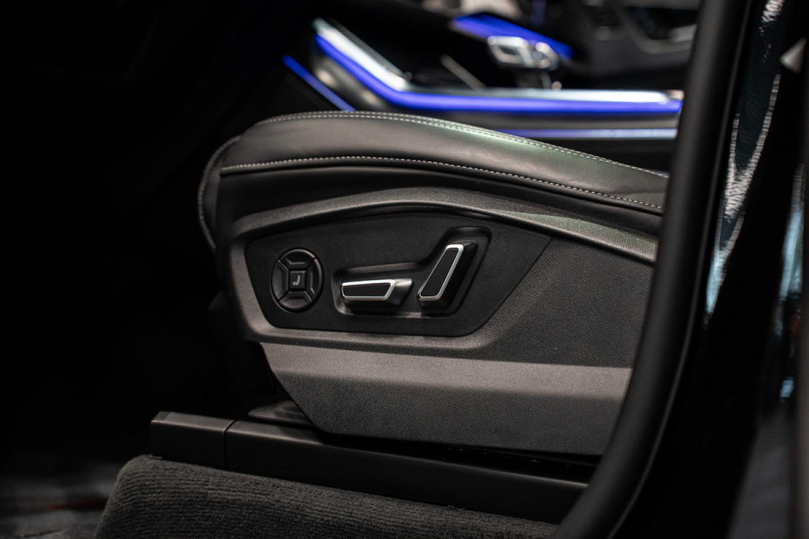 Audi Q8 4.0 TFSI RS Q8 quattro Performance *Achteras-besturing / Standkachel / Panorama / Bang & Olufsen / Stoelventilatie & massage / HUD*
