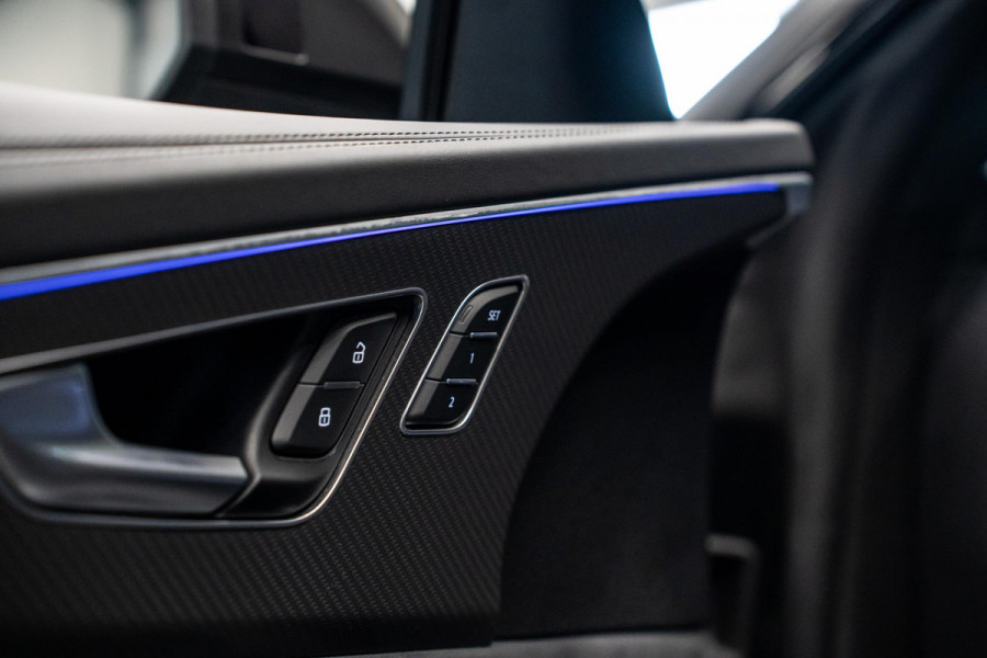 Audi Q8 4.0 TFSI RS Q8 quattro Performance *Achteras-besturing / Standkachel / Panorama / Bang & Olufsen / Stoelventilatie & massage / HUD*