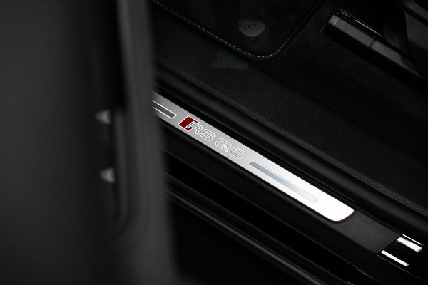 Audi Q8 4.0 TFSI RS Q8 quattro Performance *Achteras-besturing / Standkachel / Panorama / Bang & Olufsen / Stoelventilatie & massage / HUD*