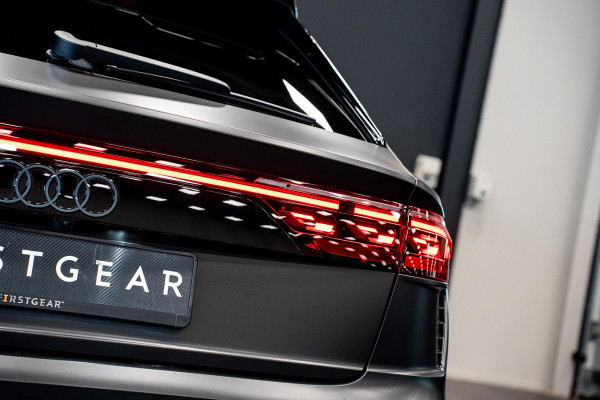 Audi Q8 4.0 TFSI RS Q8 quattro Performance *Achteras-besturing / Standkachel / Panorama / Bang & Olufsen / Stoelventilatie & massage / HUD*