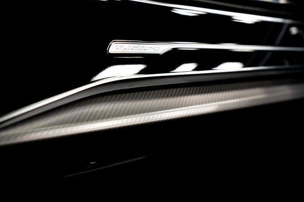 Audi Q8 4.0 TFSI RS Q8 quattro Performance *Achteras-besturing / Standkachel / Panorama / Bang & Olufsen / Stoelventilatie & massage / HUD*