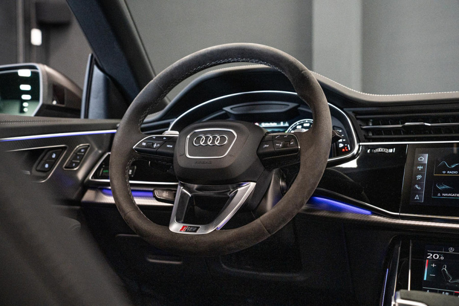 Audi Q8 4.0 TFSI RS Q8 quattro Performance *Achteras-besturing / Standkachel / Panorama / Bang & Olufsen / Stoelventilatie & massage / HUD*