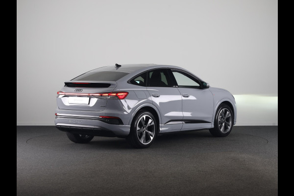 Audi Q4 Sportback e-tron 45 S edition Competition 82 kWh 286 pk | Assistentiepakket plus | Comfortpakket plus |Glazen panoramadak | Ambient lichtpakket |